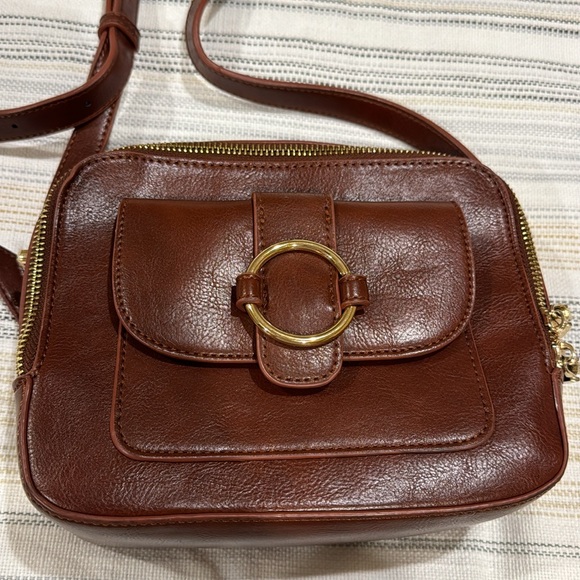 New purse - Picture 2 of 4